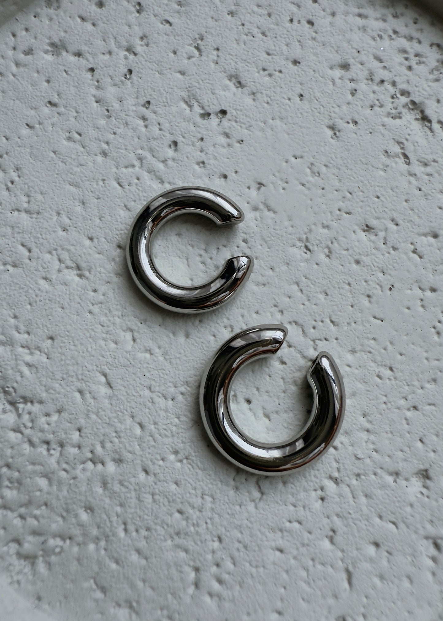 SILENT EDGE CUFFS