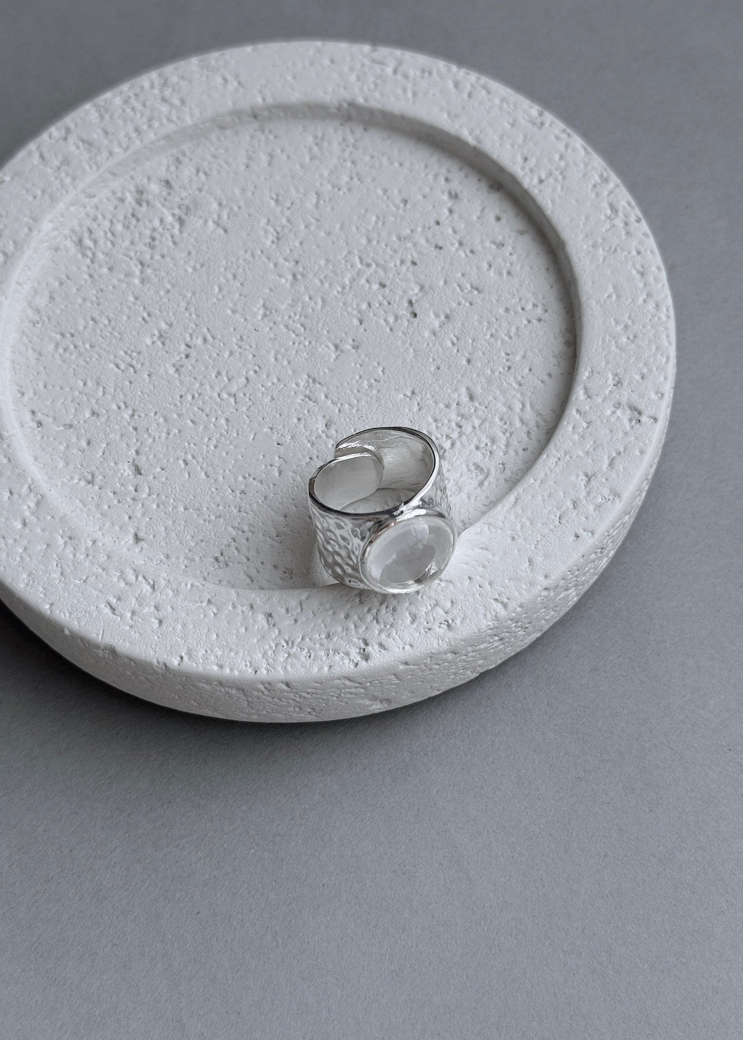 LUNE RING