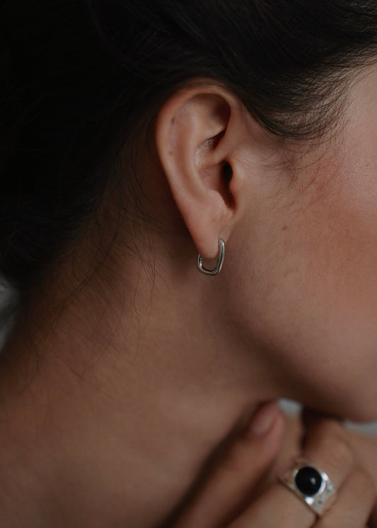 LINEAR EARRINGS