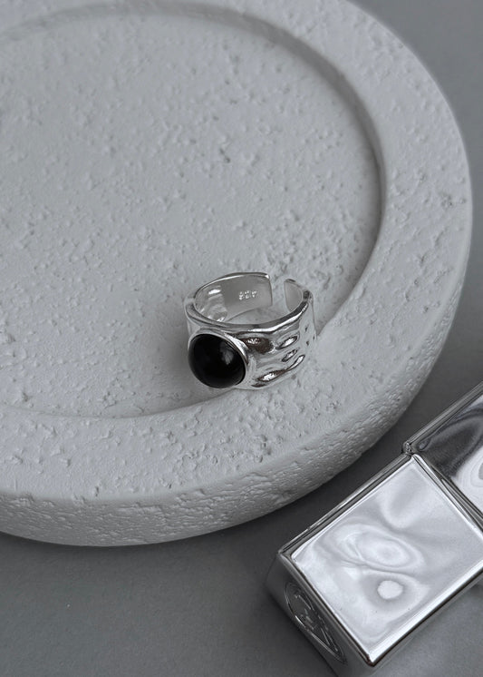 BLACKOUT RING