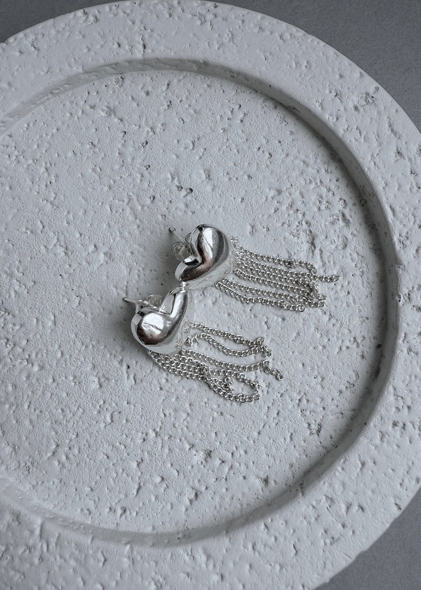 LOVE SWING EARRINGS